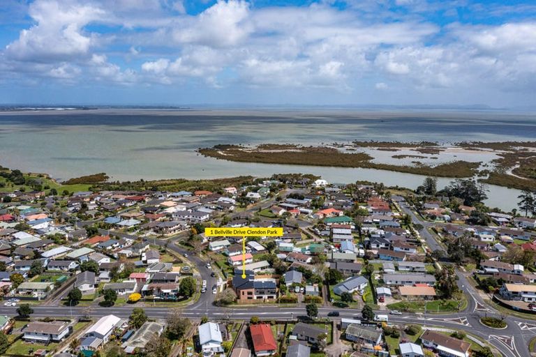 Photo of property in 1a Bellville Drive, Clendon Park, Auckland, 2103
