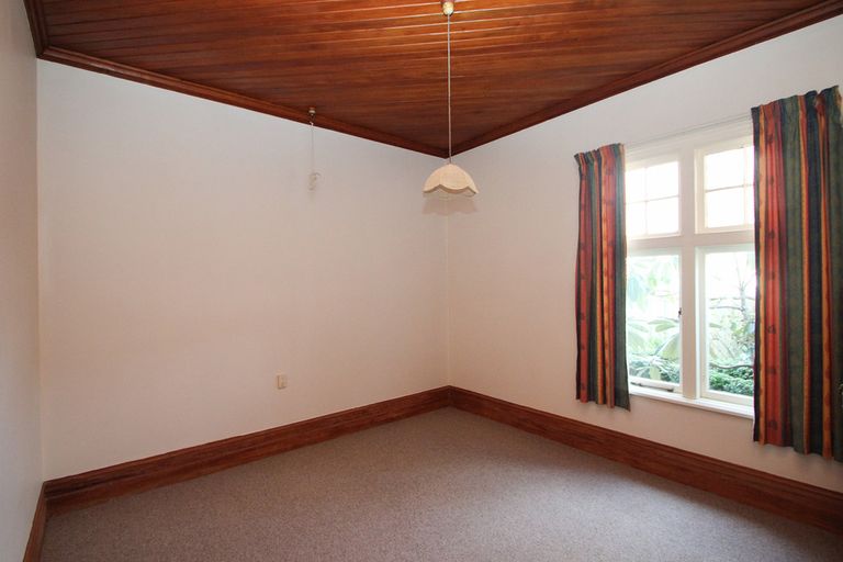 Photo of property in 38 Ure Street, South Hill, Oamaru, 9400