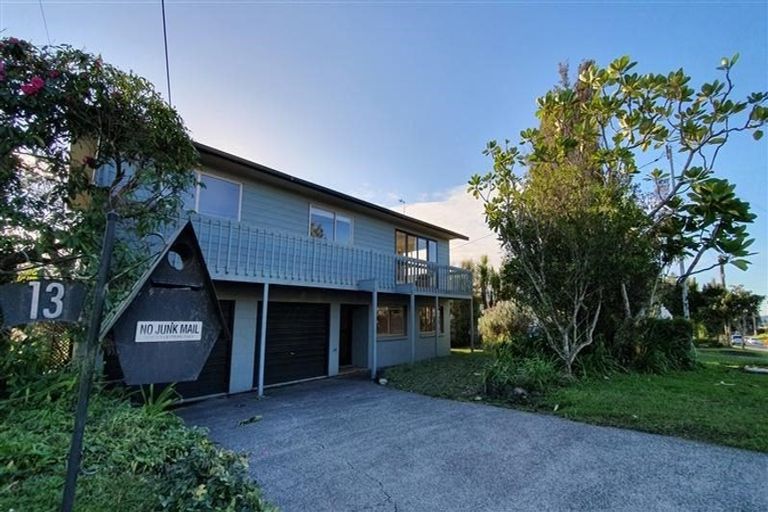 Photo of property in 13 Tainui Street, Torbay, Auckland, 0630