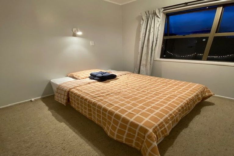 Photo of property in 15 Tangelo Place, Bucklands Beach, Auckland, 2012