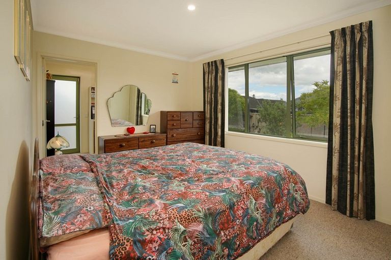 Photo of property in 21 Woodstock Place, Stoke, Nelson, 7011