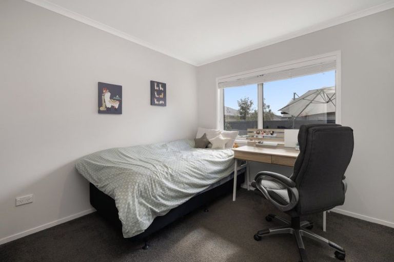 Photo of property in 93 Puhirake Crescent, Pyes Pa, Tauranga, 3112