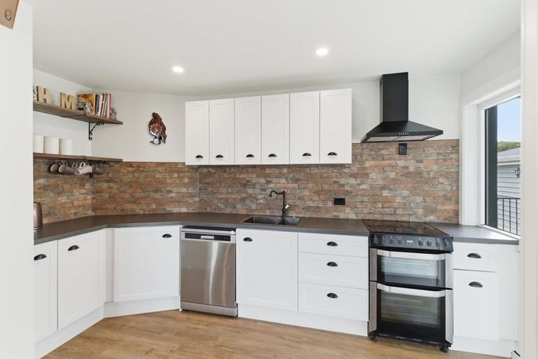 Photo of property in 9 Amyes Road, Hornby, Christchurch, 8042