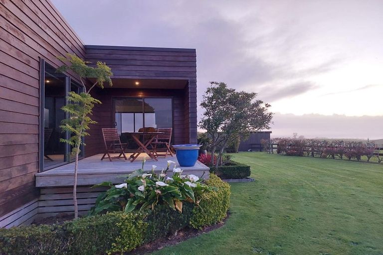 Photo of property in 236 Koru Road, Omata, New Plymouth, 4374