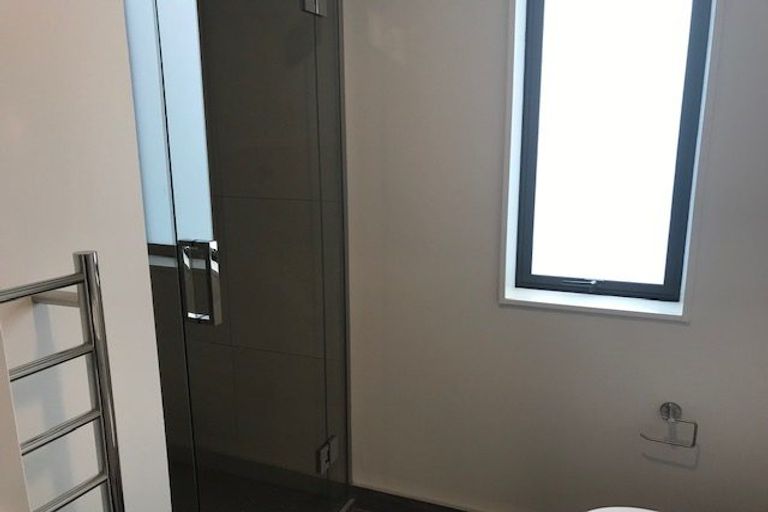 Photo of property in 16 Bee Lane, Whitby, Porirua, 5024