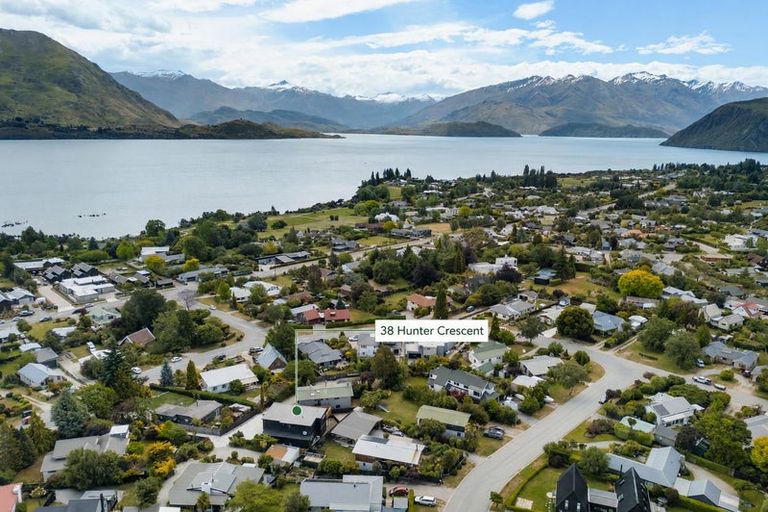Photo of property in 38 Hunter Crescent, Wanaka, 9305
