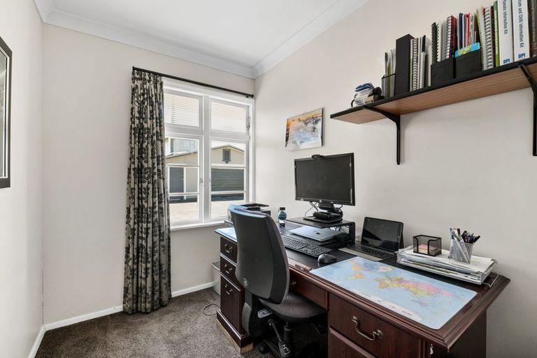 Photo of property in 204 Tiro Tiro Road, Levin, 5510