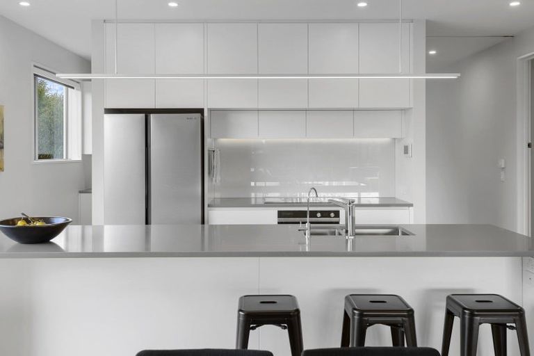 Photo of property in 6 Provincial Road, Halswell, Christchurch, 8025