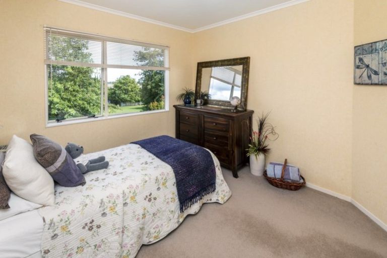 Photo of property in 17 Highgate Place, Somerville, Auckland, 2014