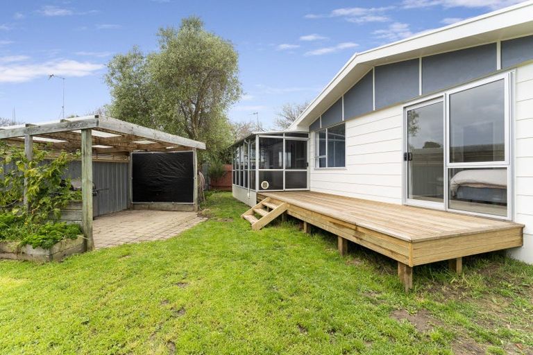 Photo of property in 14 Adkin Avenue, Levin, 5510