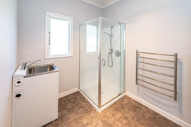 Photo of property in 28 Surrey Road, Springvale, Whanganui, 4501