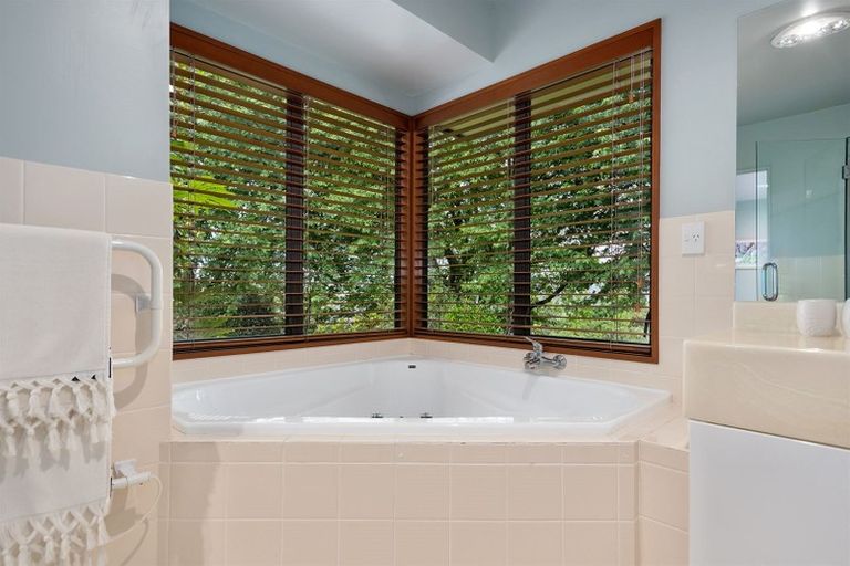 Photo of property in 10 Oakridge Place, Tauriko, Tauranga, 3110