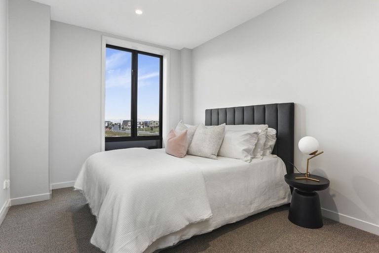 Photo of property in 306/2 Launch Road, Hobsonville, Auckland, 0616