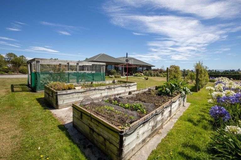 Photo of property in 215 Reserve Road, Balcairn, Amberley, 7481