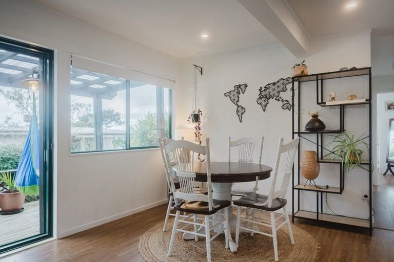 Photo of property in 5 Upper Cross Street, Raglan, 3225