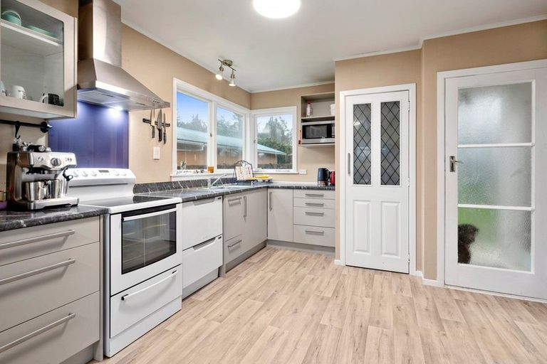 Photo of property in 19 Kenmore Place, Tokoroa, 3420