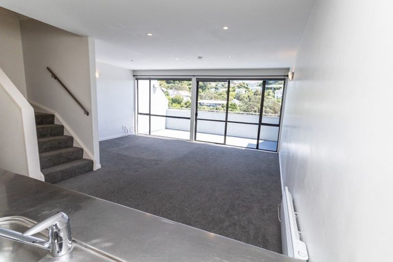 Photo of property in 44a Fairview Crescent, Kelburn, Wellington, 6012