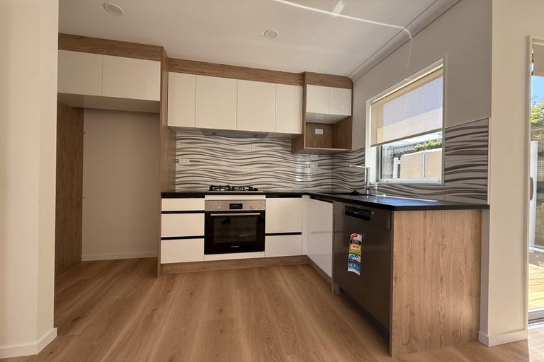 Photo of property in 4a Tiverton Road, Avondale, Auckland, 0600
