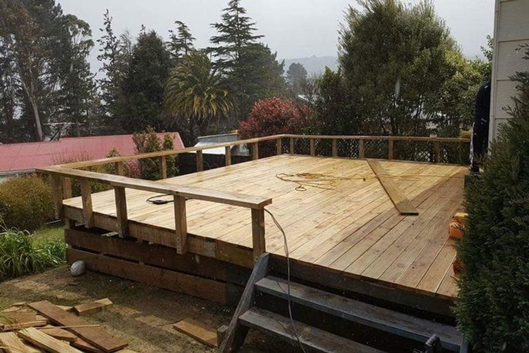 Photo of property in 46 Norana Road, Timberlea, Upper Hutt, 5018