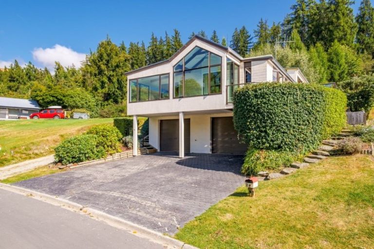 Photo of property in 6a Bills Way, Wanaka, 9305