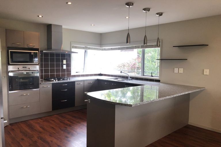 Photo of property in 18a Grenada Avenue, Forrest Hill, Auckland, 0620