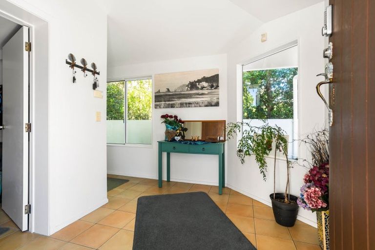 Photo of property in 112 Tangaroa Road, Whangamata, 3620
