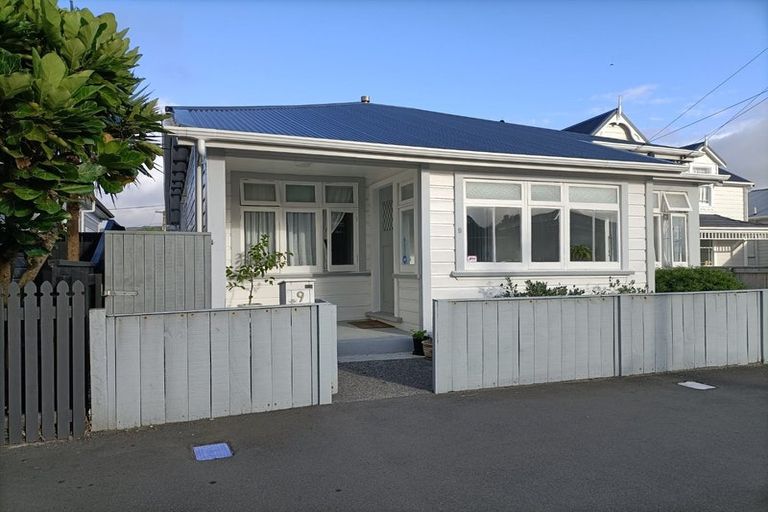 Photo of property in 9 Queen Street, Petone, Lower Hutt, 5012