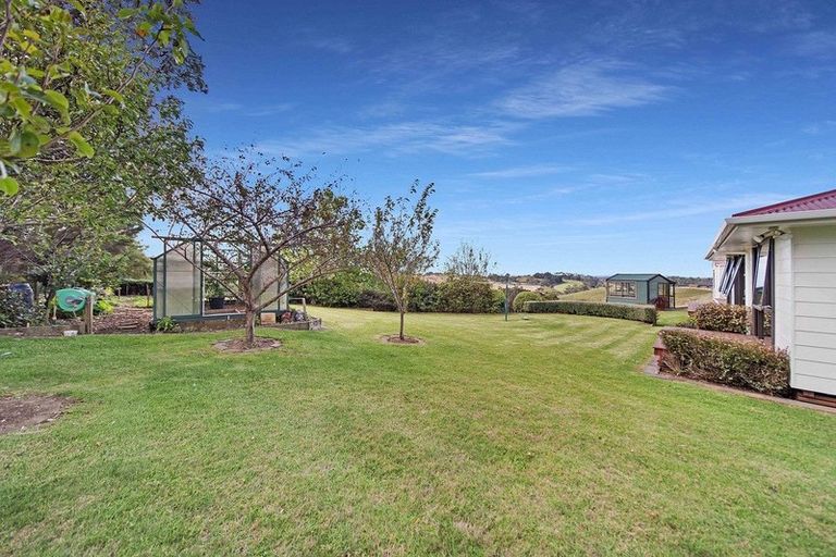 Photo of property in 1124 Awhitu Road, Pollok, Waiuku, 2683
