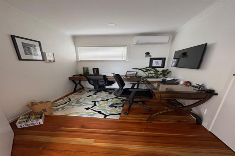 Photo of property in 55 Coronation Road, Hillcrest, Auckland, 0627