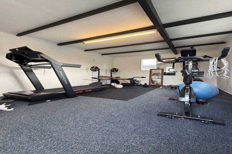 Photo of property in 12 Willis Road, Papakura, 2110