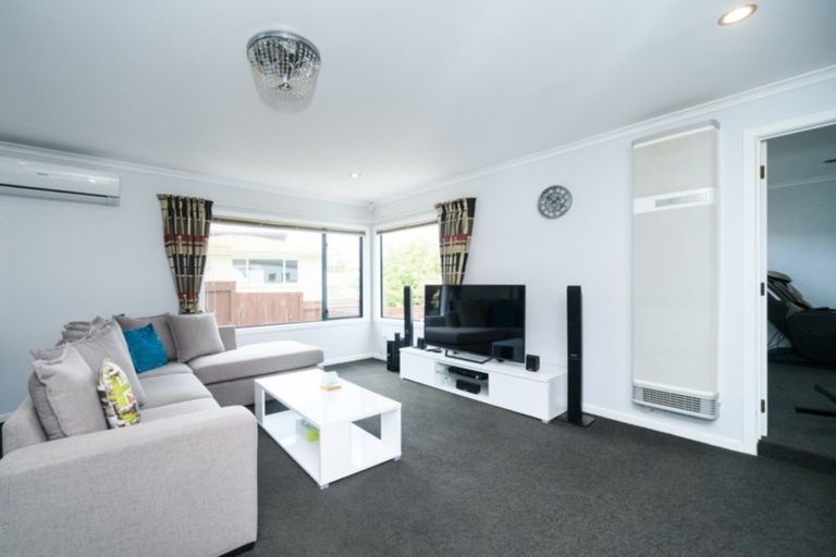 Photo of property in 7 Ruapehu Drive, Fitzherbert, Palmerston North, 4410