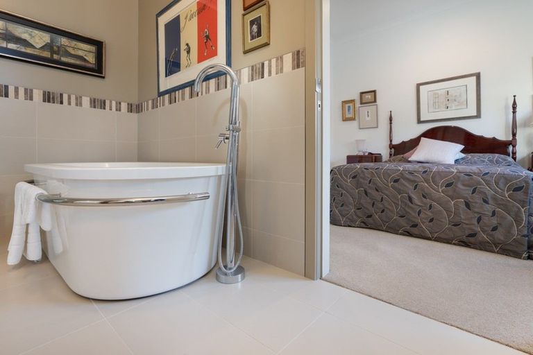 Photo of property in 3 Featherstone Drive, Flagstaff, Hamilton, 3210