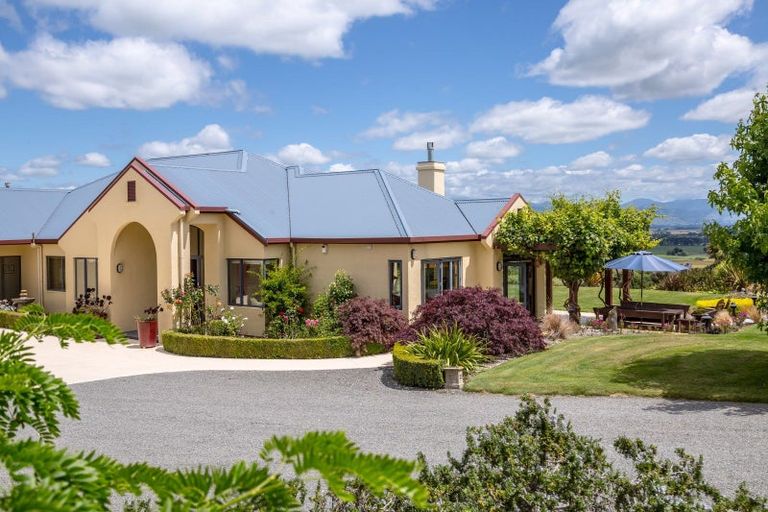 Photo of property in 138 Te Wharau Road, Gladstone, Masterton, 5883