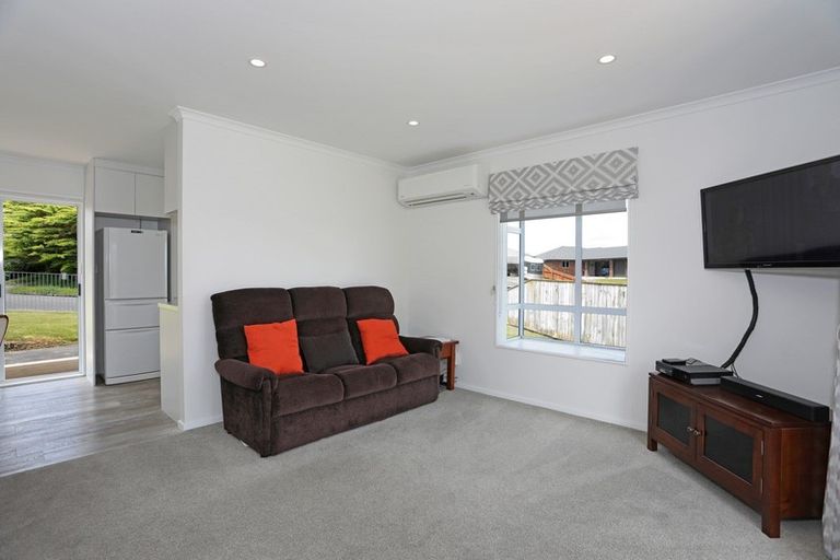Photo of property in 87 Fraser Drive, Feilding, 4702