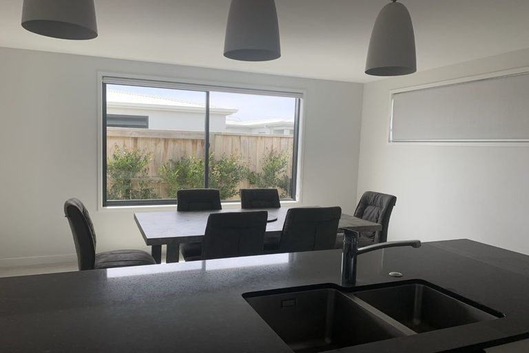 Photo of property in 76 Franks Way, Papamoa Beach, Papamoa, 3118