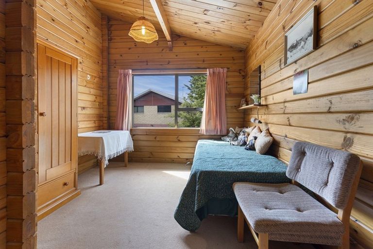 Photo of property in 10 Kamaka Crescent, Bridge Hill, Alexandra, 9320