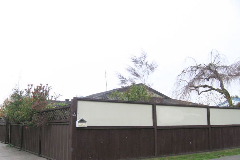 Photo of property in 2/430 Gloucester Street, Taradale, Napier, 4112