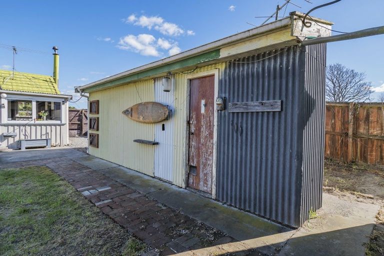 Photo of property in 20 Broadway Avenue, Waikuku Beach, 7473