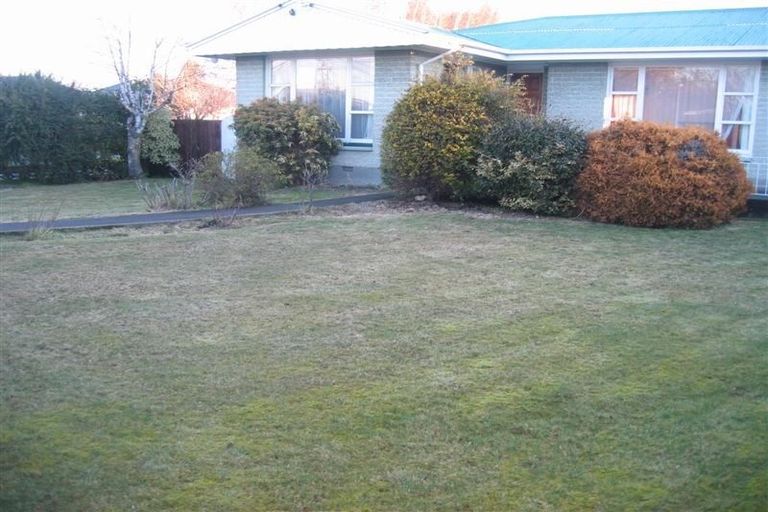 Photo of property in 37 Cranbrook Avenue, Burnside, Christchurch, 8053