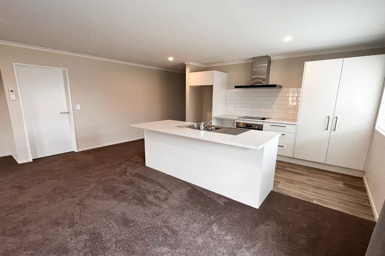 Photo of property in 10 Larissa Road, Halswell, Christchurch, 8025