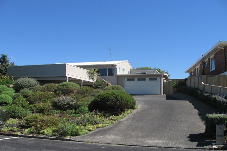Photo of property in 11 Currey Crescent, Milford, Auckland, 0620