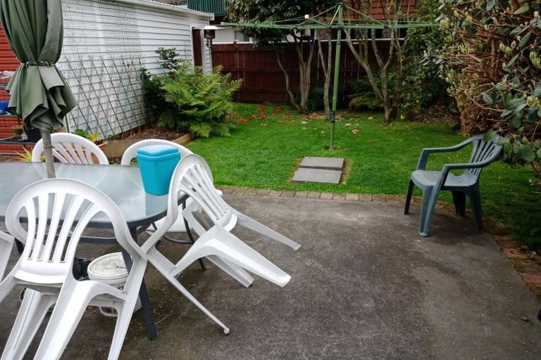 Photo of property in 4 Chesney Street, Avalon, Lower Hutt, 5011