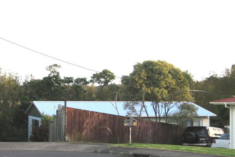 Photo of property in 1/23 Cornwall Street, Te Atatu South, Auckland, 0610