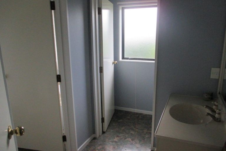 Photo of property in 19 Greenwood Place, Fitzherbert, Palmerston North, 4410