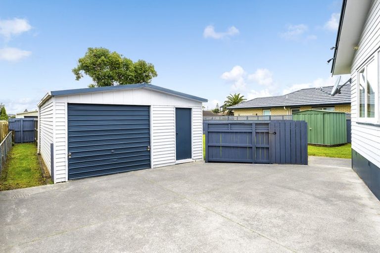 Photo of property in 4 Glen Norman Avenue, Henderson, Auckland, 0610