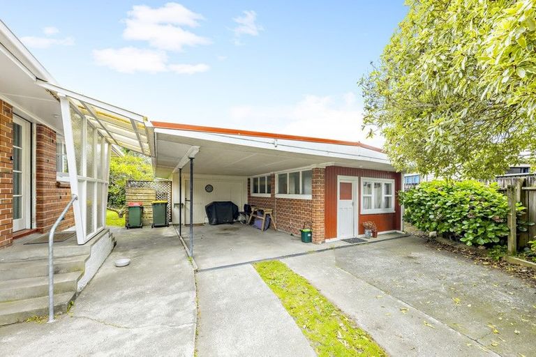 Photo of property in 97 Clevedon Road, Papakura, 2110