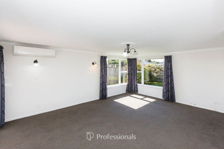 Photo of property in 21 Totara Park Road, Clouston Park, Upper Hutt, 5018