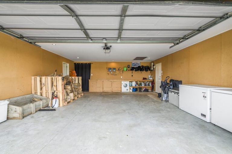 Photo of property in 115 Mill Road South, Seaward Bush, Invercargill, 9871