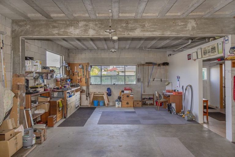 Photo of property in 16 Stuart Street, Holmes Hill, Oamaru, 9401