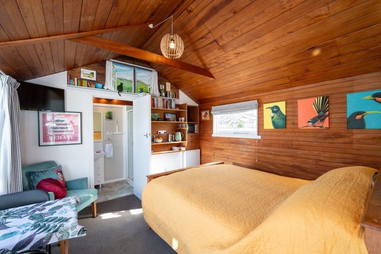 Photo of property in 104 Tollemache Road East, Longlands, Hastings, 4122